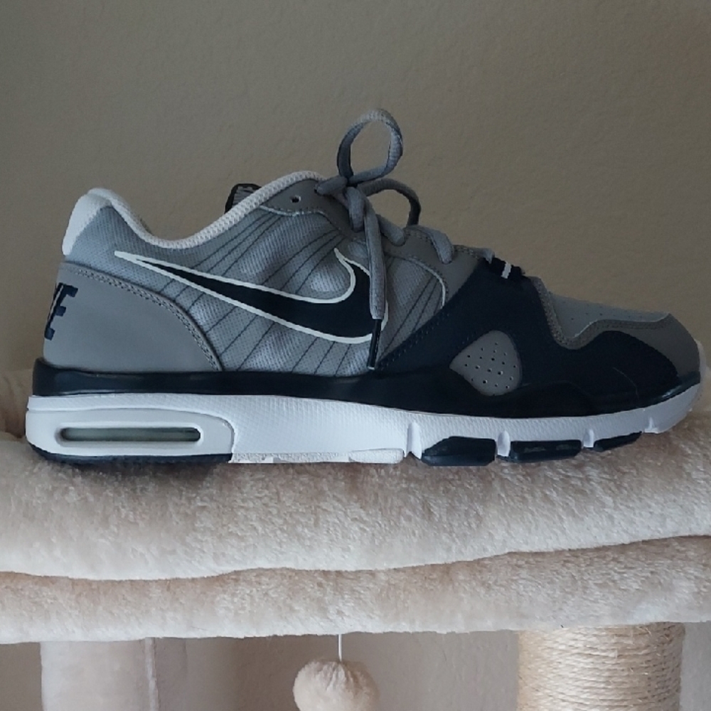 Nike Trainer 1 Gray and Blue Athletic Shoes Size 10